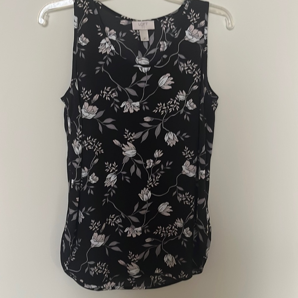 Loft women’s blouse, size small petite, black floral pattern